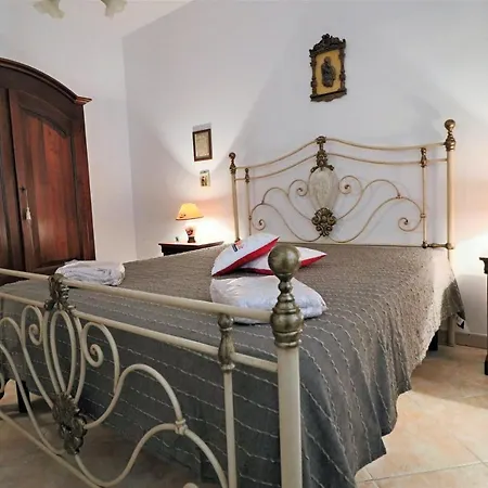 Casa Vacanza Donna Martina A Mancaversa Nel Salento Pizzo (Salento)